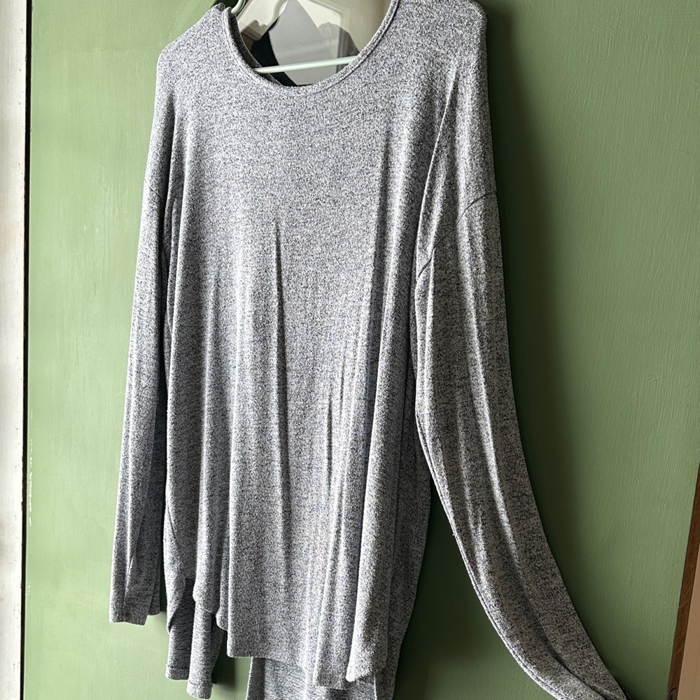 Aerie Heather Gray Long Sleeve Top